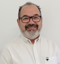 ¿Su Clínica Sigue Perdiendo Tiempo con Papeles, Consentimientos y Formularios?